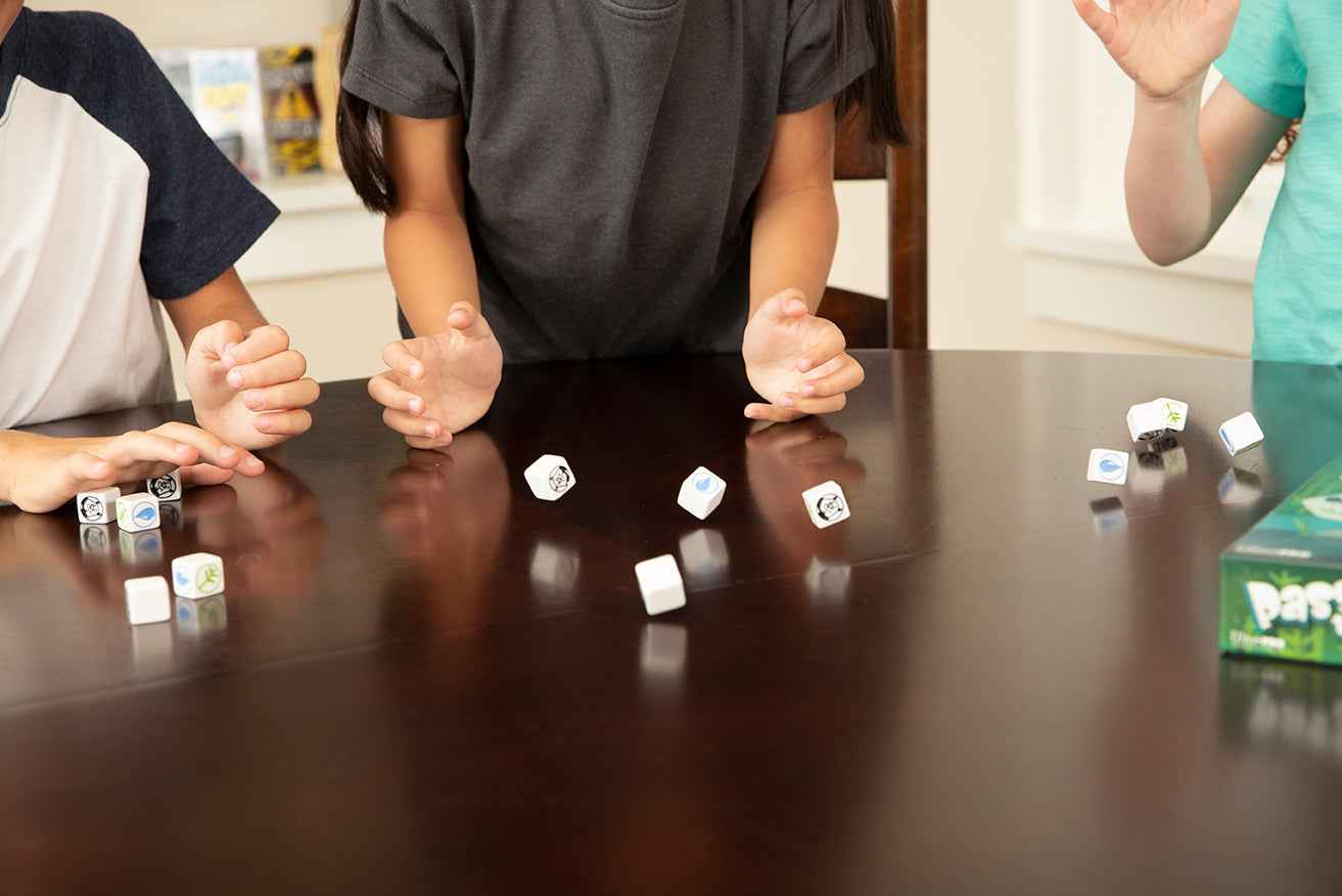 PASS THE PANDAS® : Dice Game for Ages 6 and Up - Image 4