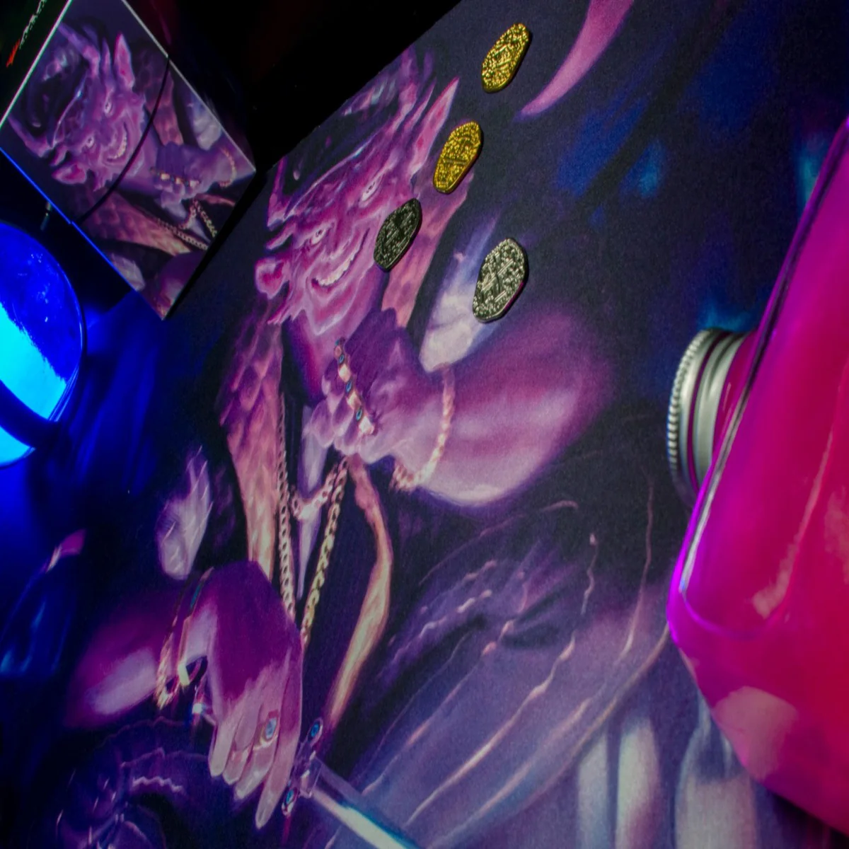 Streets of New Capenna Henzie "Toolbox" Torre Commander Standard Gaming Playmat for Magic: The Gathering - Image 2
